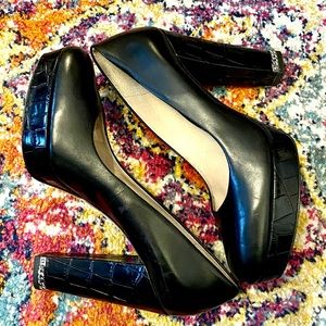 Michael Kors Sabrina Platform leather almond toe pumps -black size 8&1/2